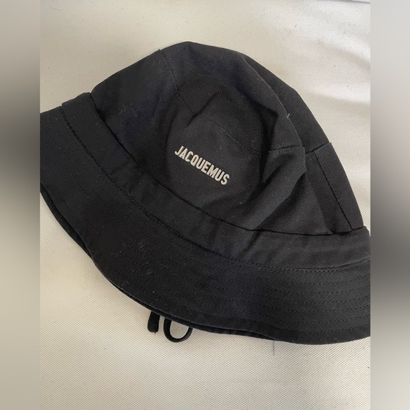 Jacquemus Black Bucket Hat - Picture 1 of 3